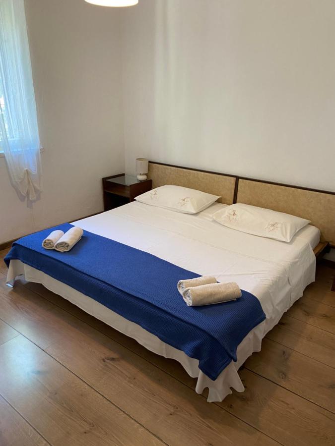 Rebeka'S Apartment Primošten Buitenkant foto